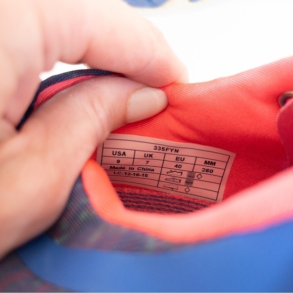 Vionic Agile Fyn Sneakers - Picture 12 of 13